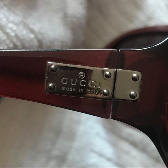 Authentic Gucci Oversized Sunglasses - Picture 4 of 4